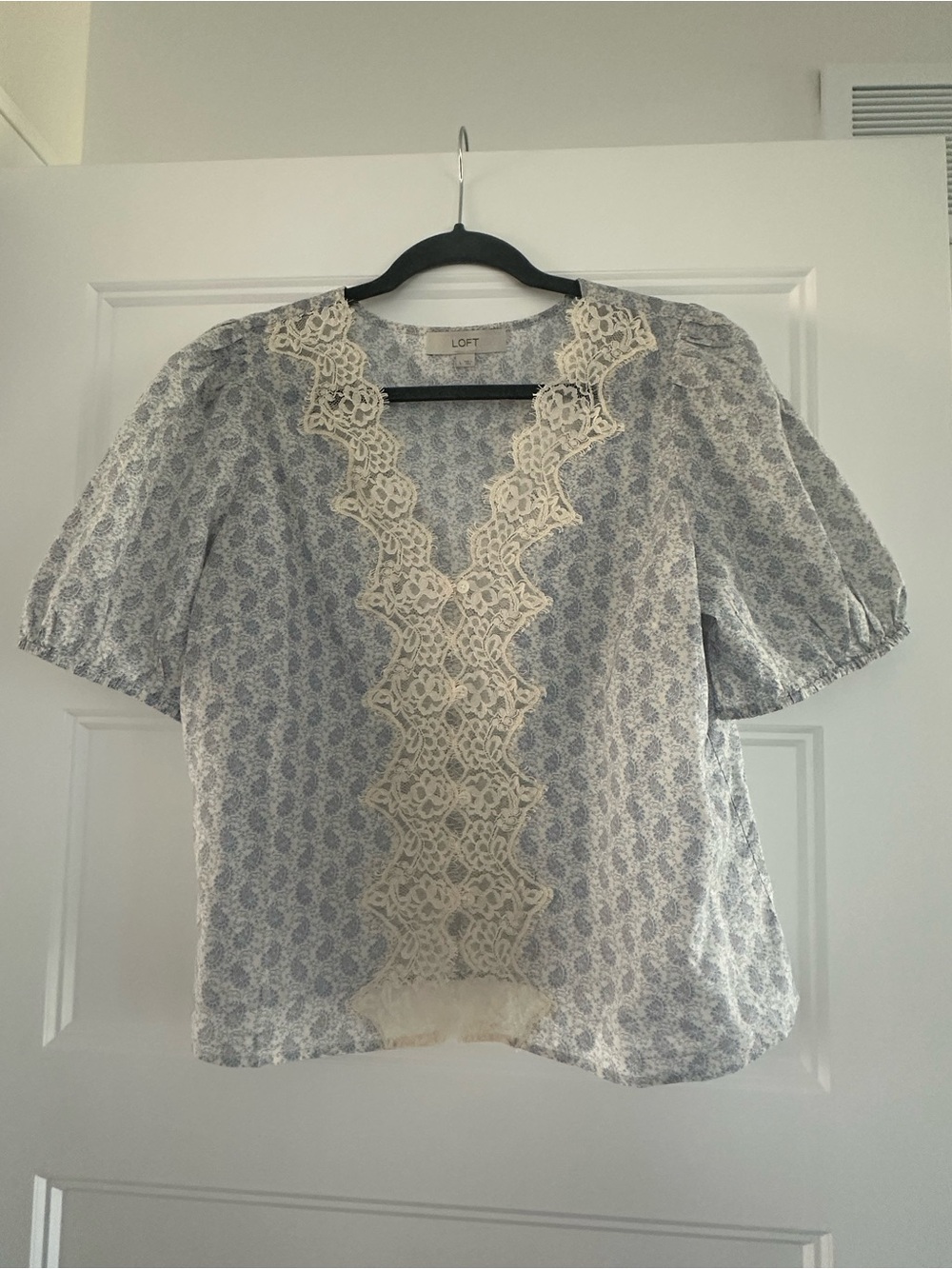 Loft Blue Floral Lace-Trim Short Sleeve Top